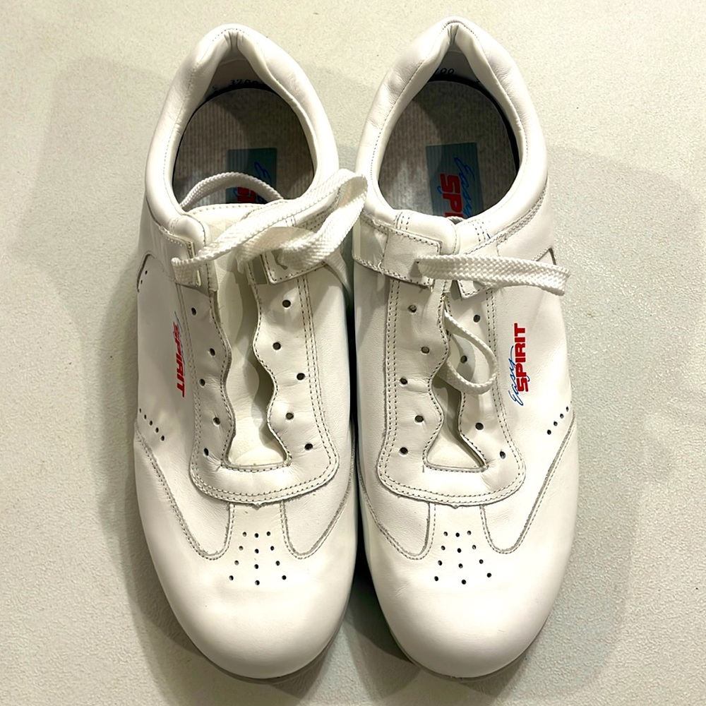 Easy Spirit Mach I White Leather Sneakers